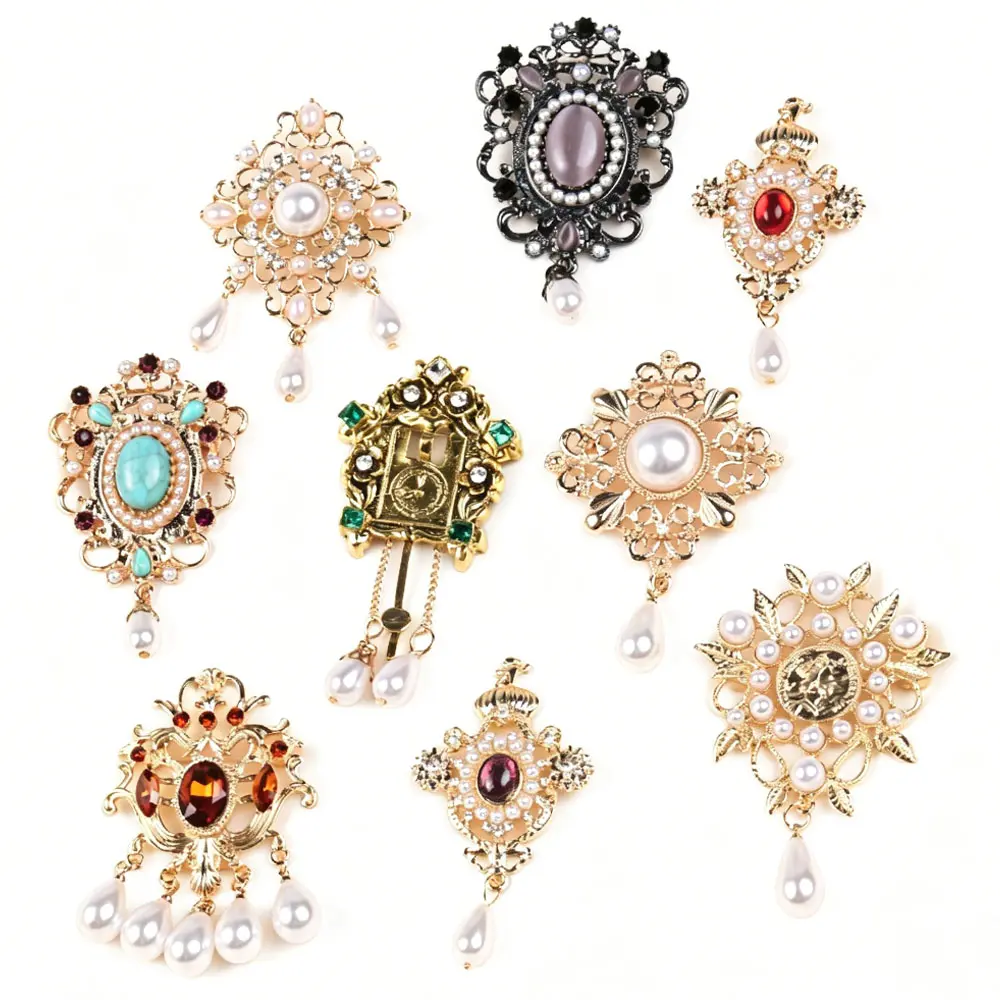 Court Retro Baroque Style Coat Brooch Anti-Glare Accessory Elegant Brooch Gift