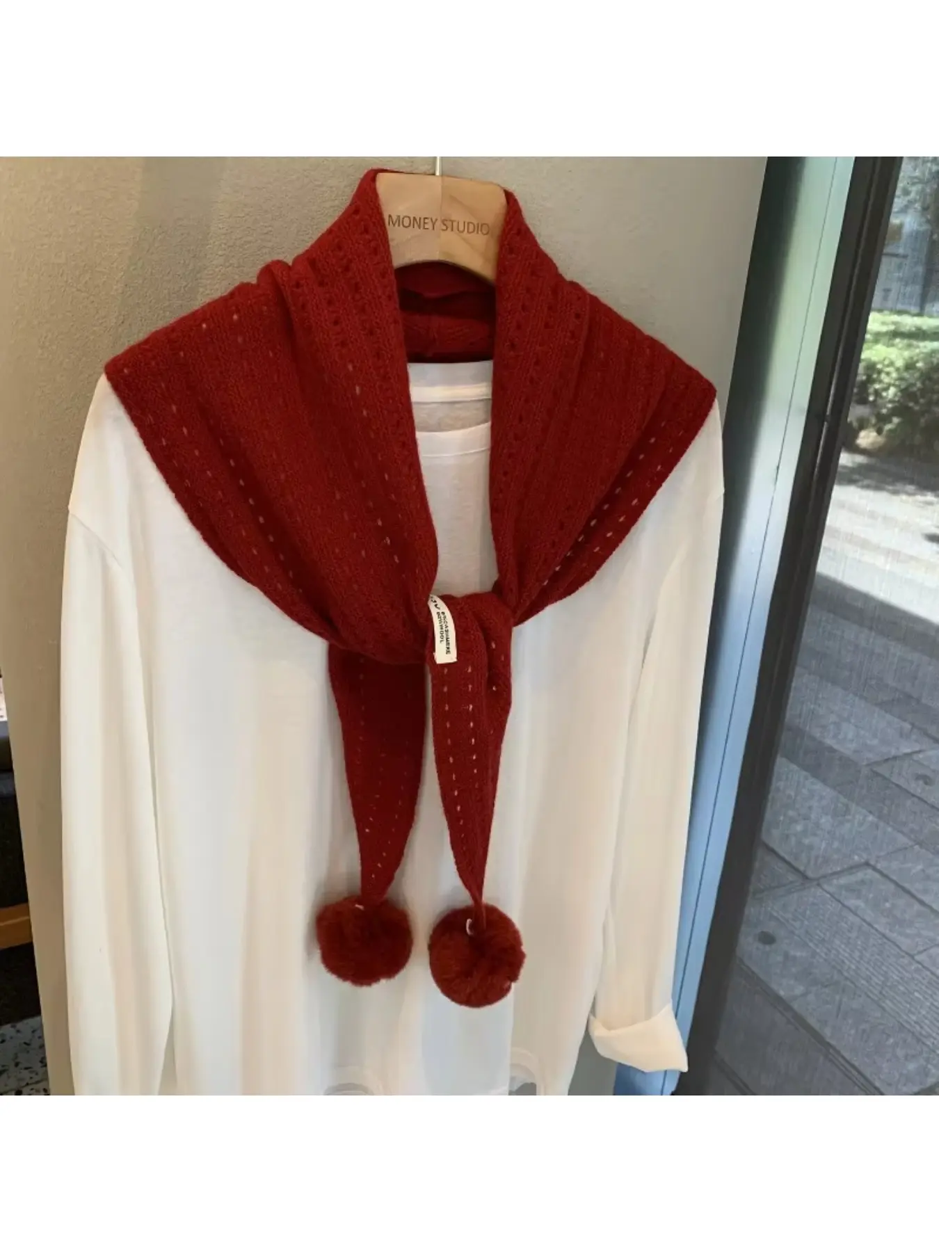 Scarf for Women, Autumn and Winter Fashion Hollow Out Triangle Scarf, Versatile Two-Way Shawl Wrap with Pompoms