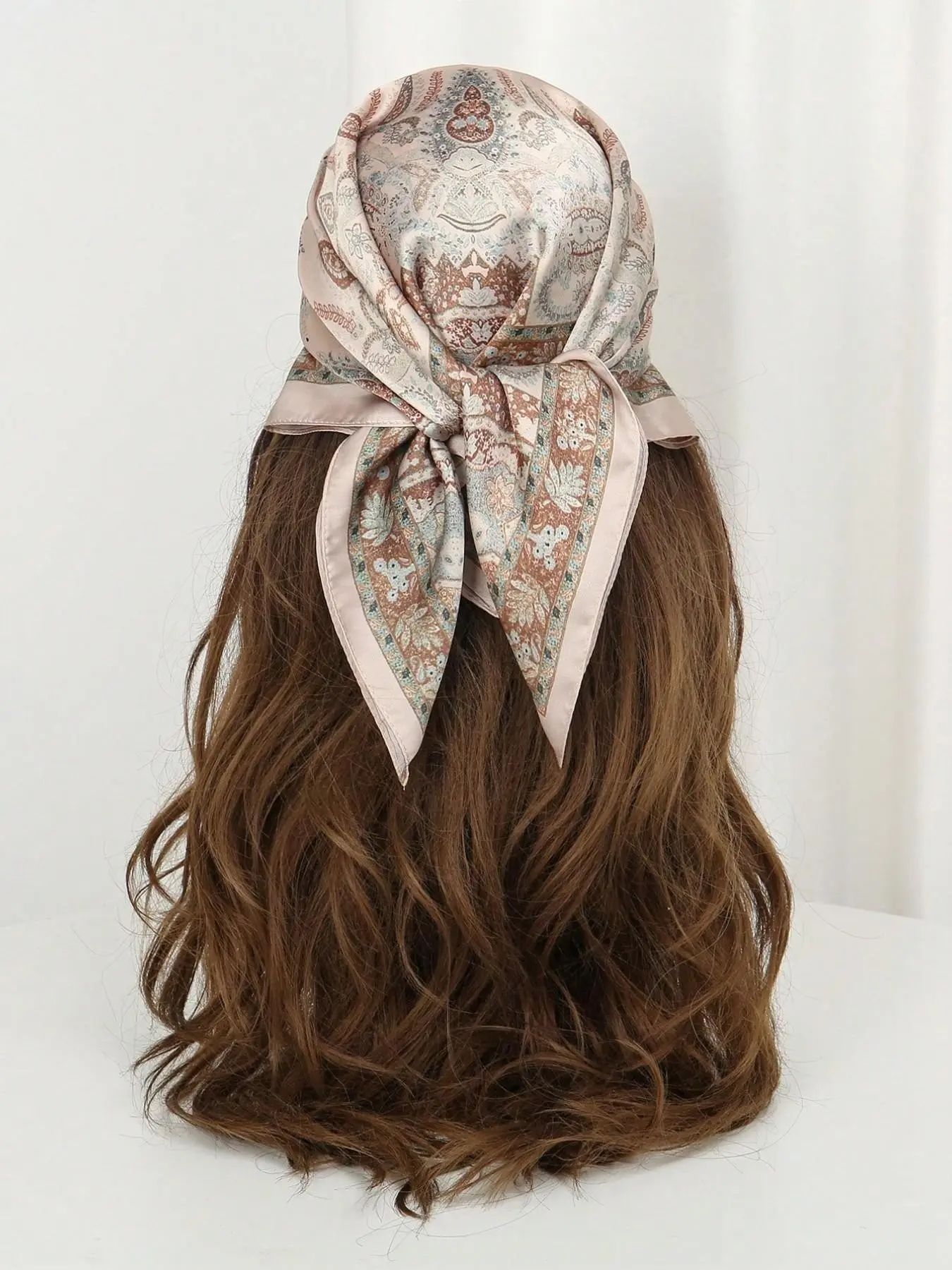 Boho Paisley Bandana Scarf, Lightweight Hair Wrap for Women, Summer Headscarf for Beach & Daily Wear, Ethnic Pattern, Sporty Style