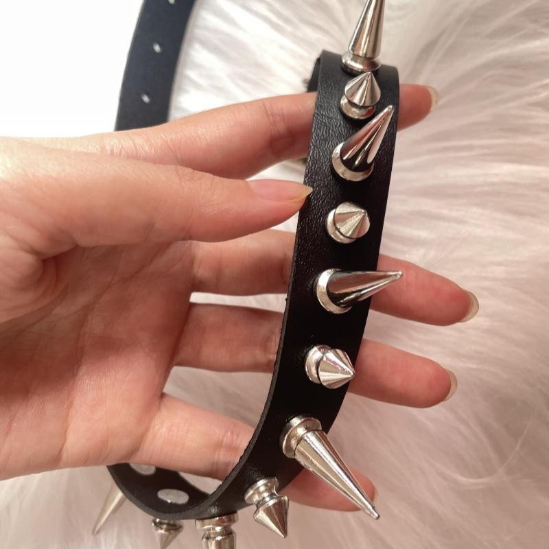 2pcs Women Punk Rivet Necklace Y2K Girl Harajuku Gothic Black Choker Necklace Spicy Girl Collarbone Chain Rock Neck Chain Jewelry