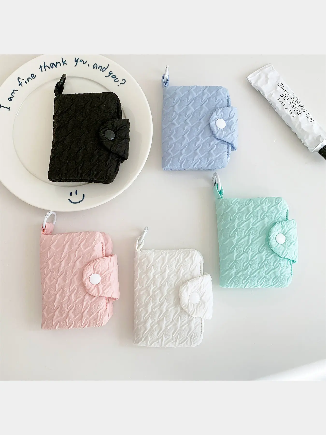 Portable Mini Coin Purse, 1 Count Large Capacity Short Wallet, Cute Card Holder, Home Organizer for Travel & Daily Use