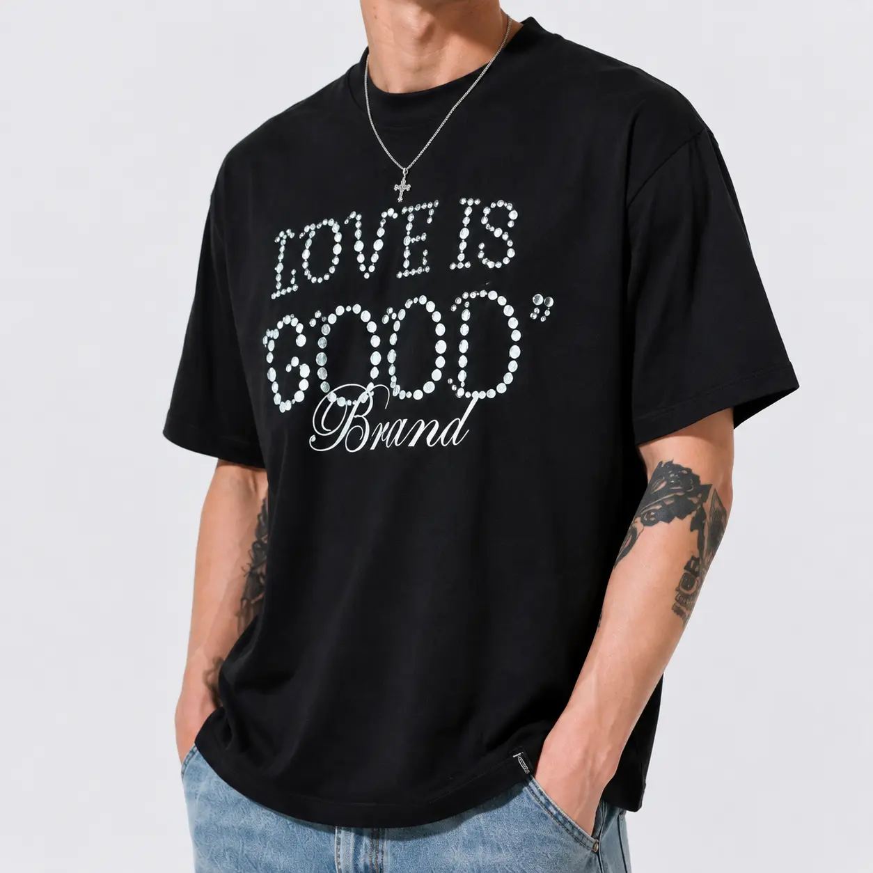 Men's Pearl Letter Print T-Shirt, Stylish Loose Streetwear Top with Rhinestone Detail, Lightweight Short Sleeve for Summer Wear, Menswear, Round Neck, Rhinestones