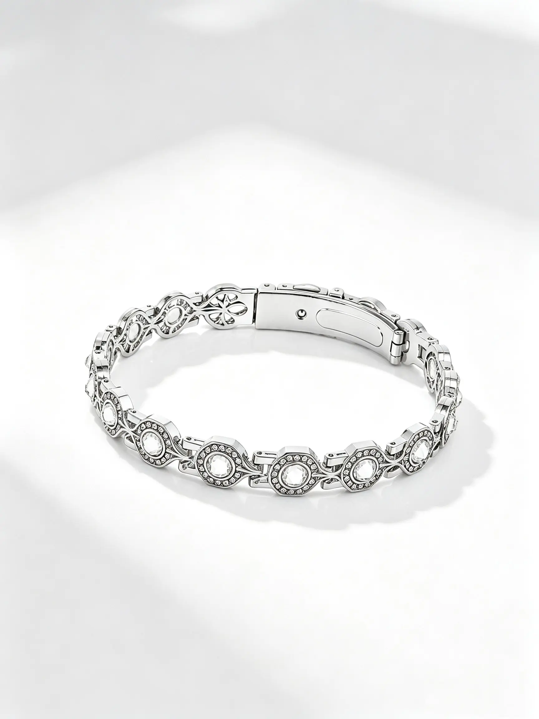🌟Women Vintage Hollow Crystal Magnetic Bangle, Glitter Rhinestone Inlaid Link Bracelet, Secure Hinge Closure, Trendy Statement Jewelry Perfect as Gift for Girlfriend & Mom💐