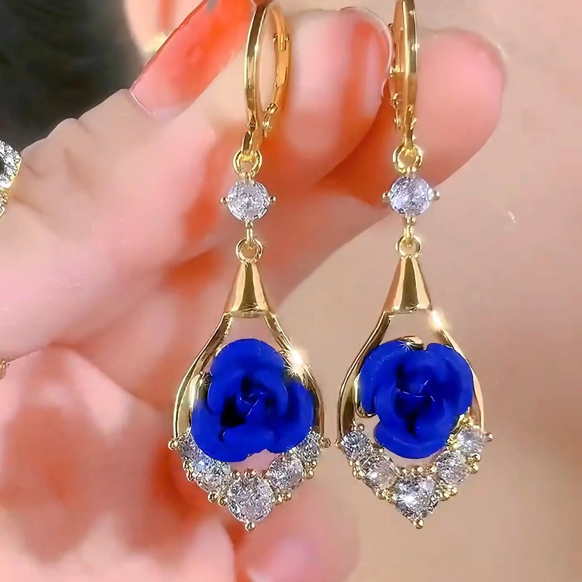 Rose Sparkle Drop Earrings Luxury Ear Cuffs Fashion Elegant Design Stunning Gift for Women