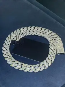 Custom 22mm diamond iced-out hip-hop luxury jewelry Miami Cuban chain necklace, with a full, thick, and substantial chain, luxurious iced-out look, perfect for a stylish men's outfit, and a classy gift for family and holidays.