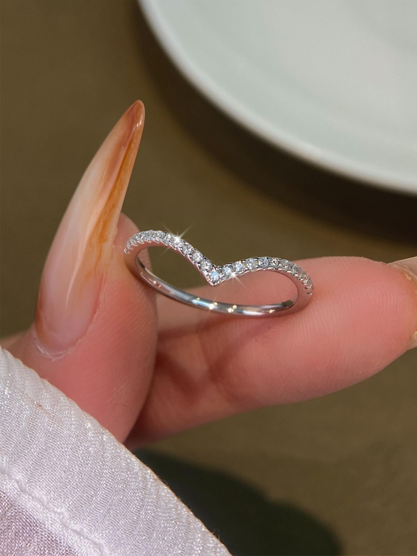 925 Sterling Silver Fashion V-shaped Artificial Zirconia Ring, Fashion Jewelry for Party, Daily Clothing Decor, Trendy All-match & Exquisite Jewelry for Birthday Gift