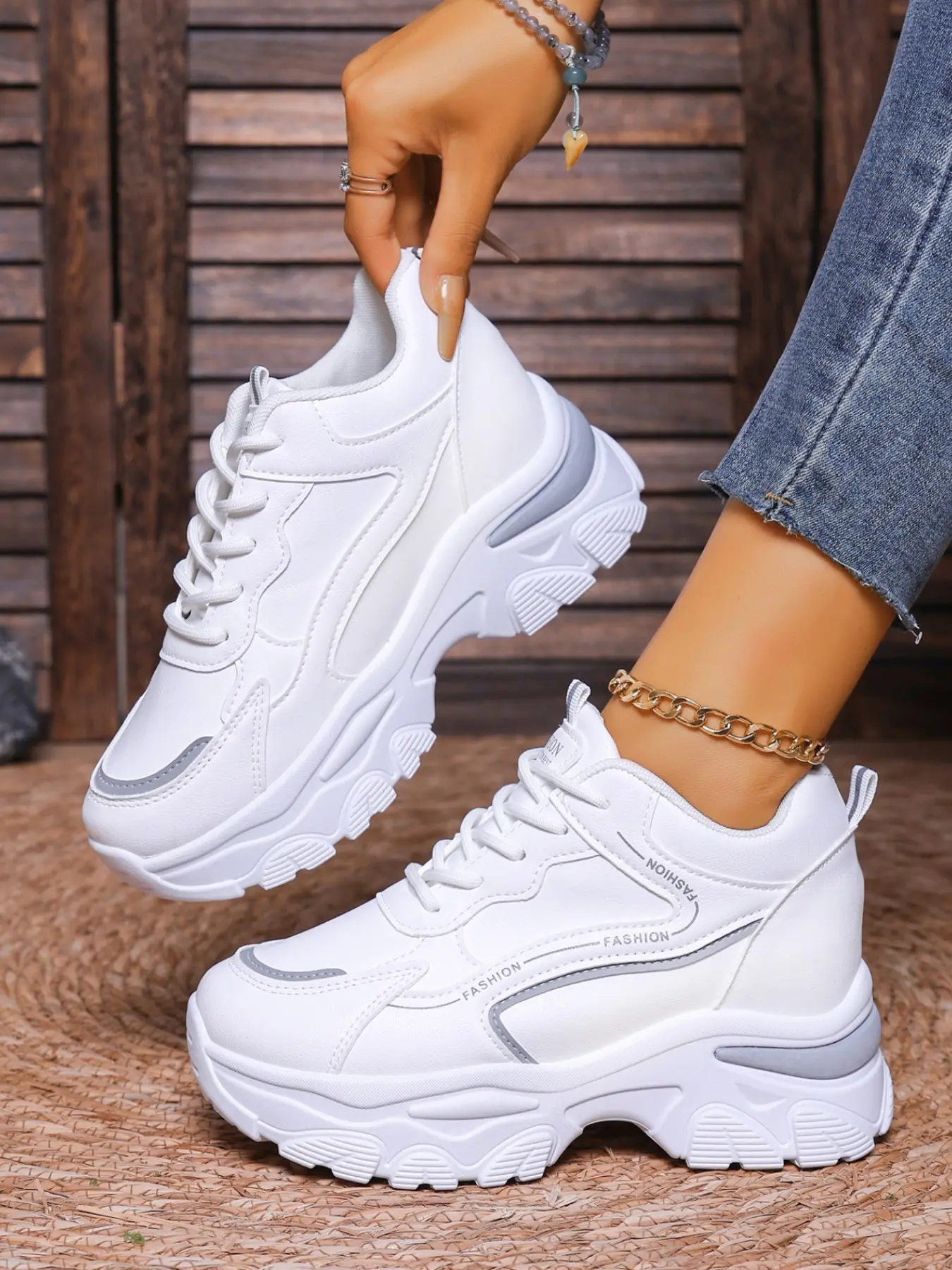 Women's Dad Shoes 2026 Fall New Thick Sole Soft Bottom Inner Height Increase Lightweight Casual Sports Sneakers