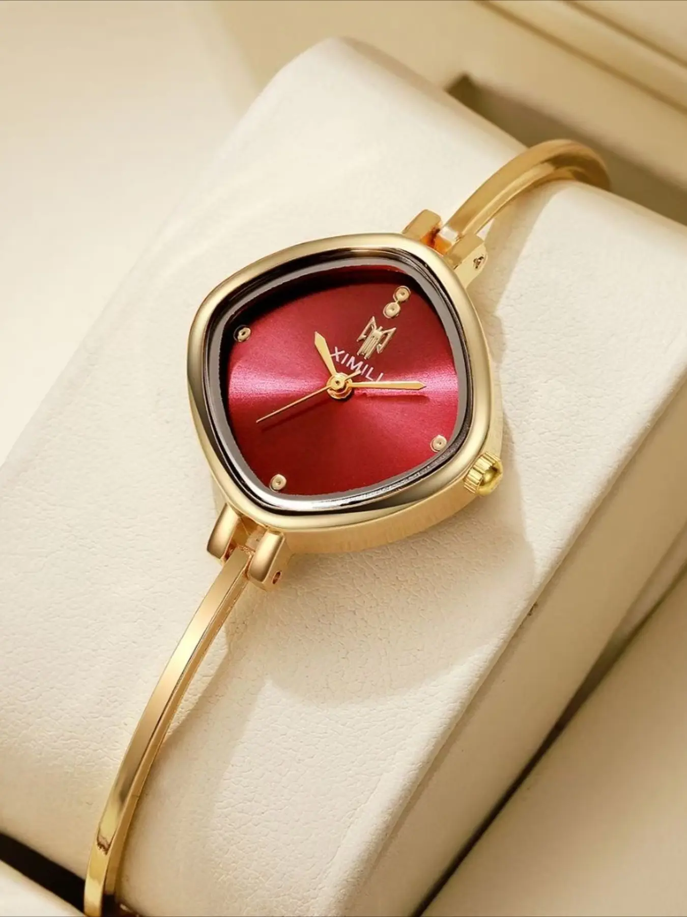 Exquisite Petite Square Sugar Cube Bracelet-style Quartz Watch for Women