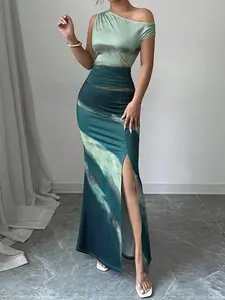 Women's Ombre One-Shoulder Dress, Asymmetrical Neck Sleeveless Ruched-Waist Side-Slit Knit Maxi Dress， Ideal for Casual Gatherings/Weekend Events/Street Outings