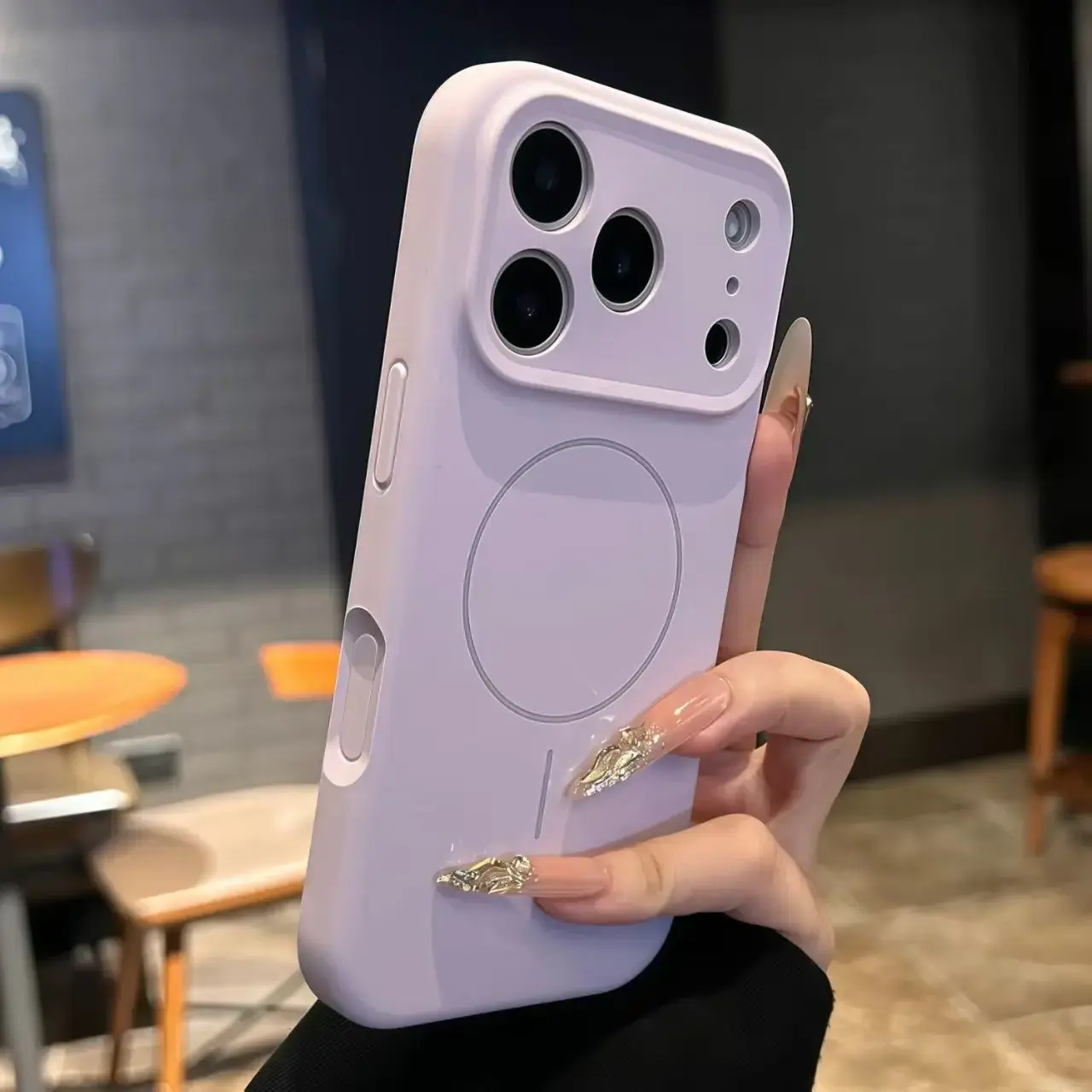 New Fashion Liquid Silicone Magnetic Phone Case, Shockproof & Supports Wireless Charging. Compatible with iPhone 17 Pro Max, 17E, 17 Air, 16 Pro Max, 16E, 15 Pro, 14 Plus, 13 & 12 Series. Unisex Stylish Creative Design.phone case
