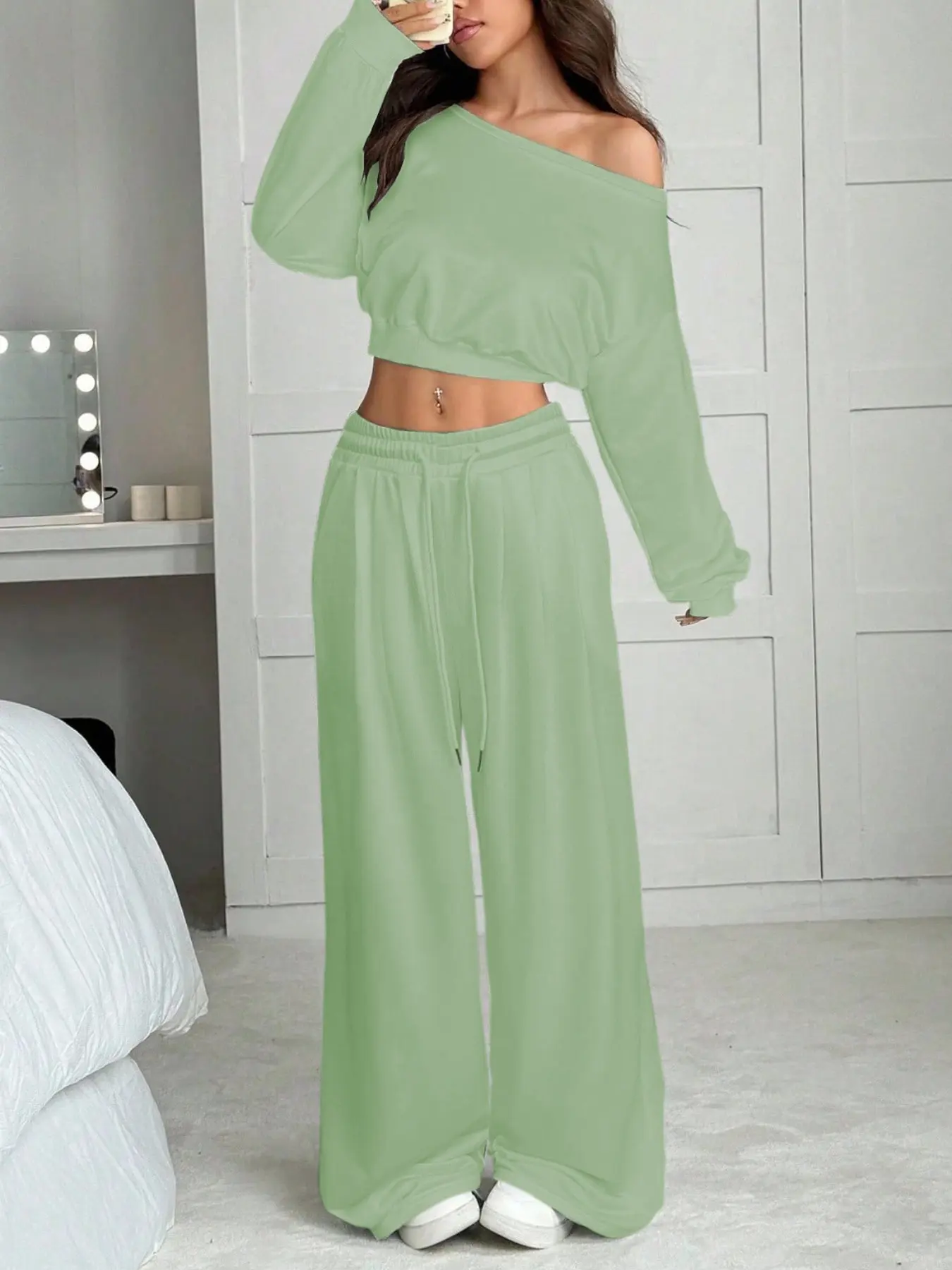 Women's Fashion Asymmetrical Shoulder Casual Set, Lady Stomach-Exposed Leisure Pants Set, Stylish and Comfortable for Daily Wear