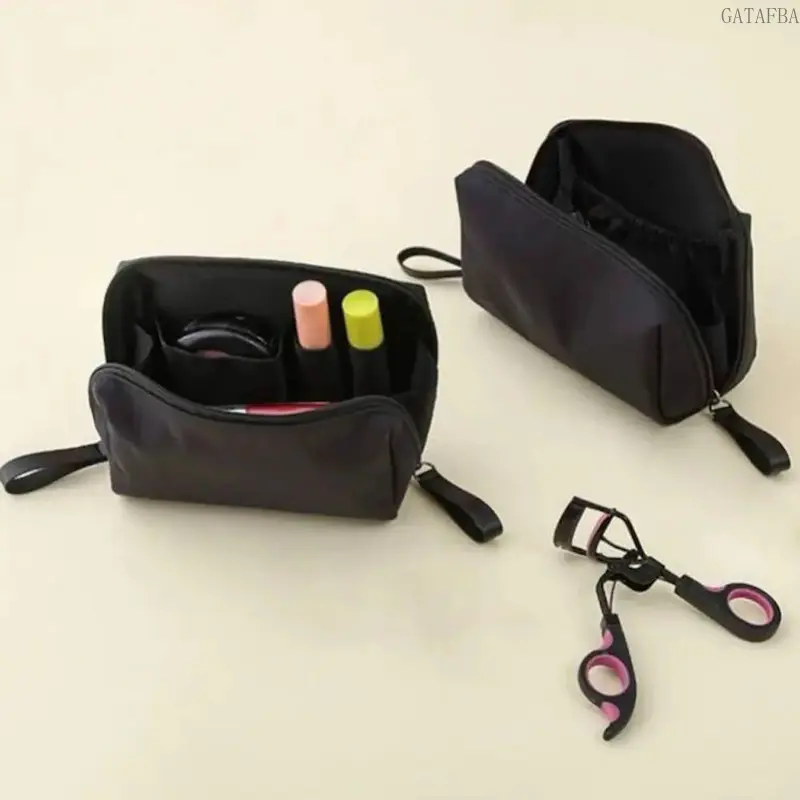 Portable Multi‑Functional Plain Makeup Pouch, Simple‑Designed Travel Wristlet Handbag, Unisex Handheld Cosmetic Storage Organizer