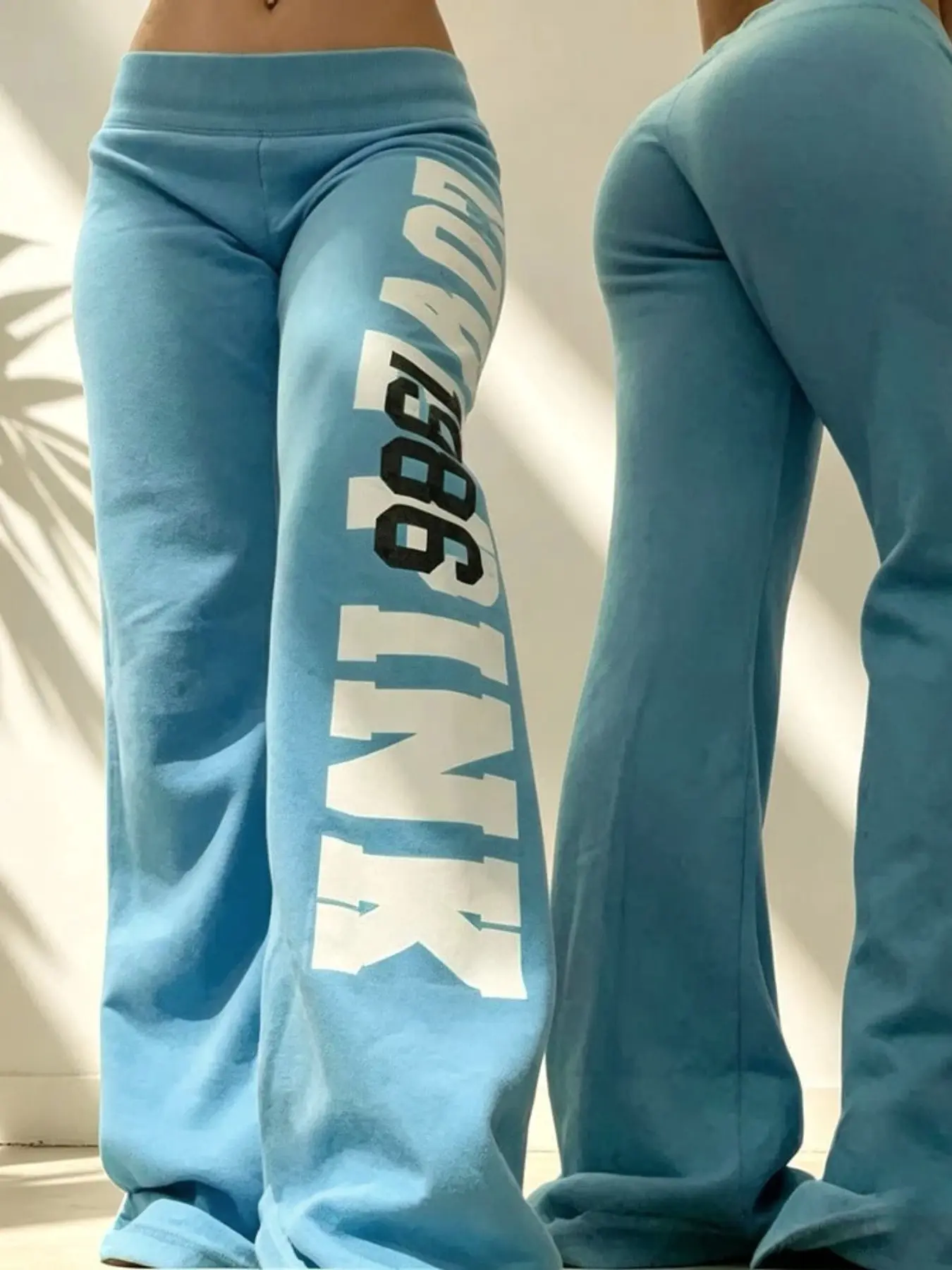 High Waist Stretch Comfortable Soft Y2K 2000s Streetwear Gym Casual Letter Graphic Print Body‑Hugging Slim Fit Flare Sweatpants, Elastic Waist Hip‑Hop Vintage Bootcut Wide Leg Workout Jogger Pants For Women Trendy Retro Aesthetic Comfy Lounge Bottoms Figu