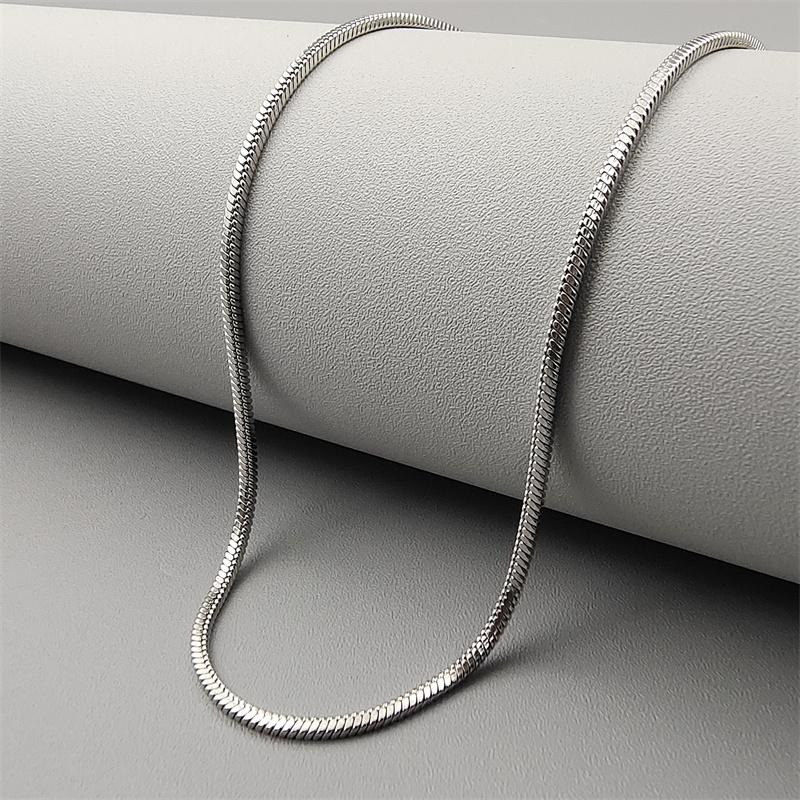 Elegant Silver Color Snake Chain Necklace, Timeless Style for Every Occasion, Perfect Accessory for All Events, Chic Jewelry Piece
