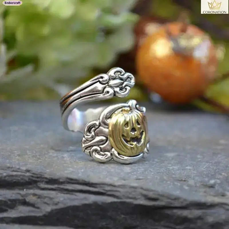 Women's Halloween Pumpkin Ring Gothic Vintage Two Tone Jack O Lantern Adjustable Open Ring Aesthetic Y2K Design Lightweight Costume Accessory for Halloween Party Cosplay Fall Festival Daily Wear