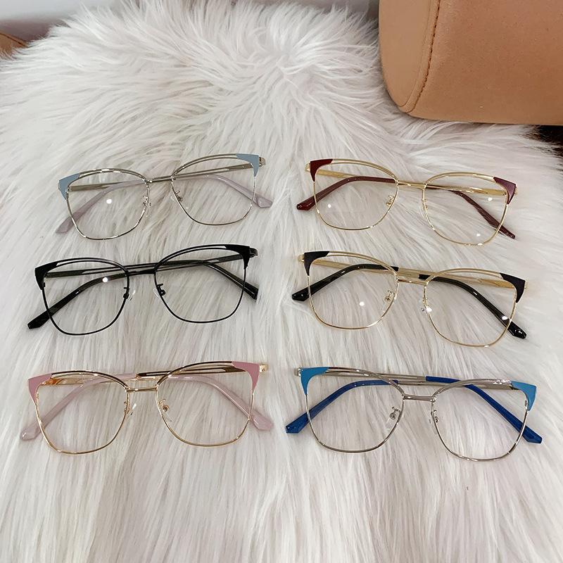 Fashionable new color-changing anti-blue light glasses, trendy metal hollow-out flat glasses frame, retro color-changing glasses
