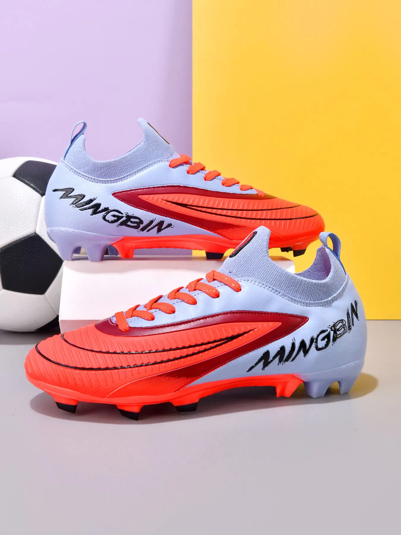 Unisex Adult Soccer Shoes Low Top Lightweight Design Campus Style Outdoor Team Competition Professional Sports Shoes Anti-Slip Wear-Resistant Ag Fg Grass