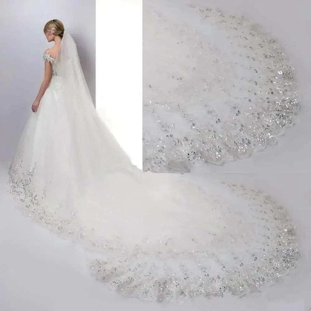 Luxury Sequin Lace Cathedral Length Wedding Veil, Long Bridal Trailing Statement Veil with Sparkling Gold-Trimmed Lace, Romantic Regal Bridal Accessory for Grand Church Ceremonies, Bridal Photoshoot & Ball Gown Wedding Dresses