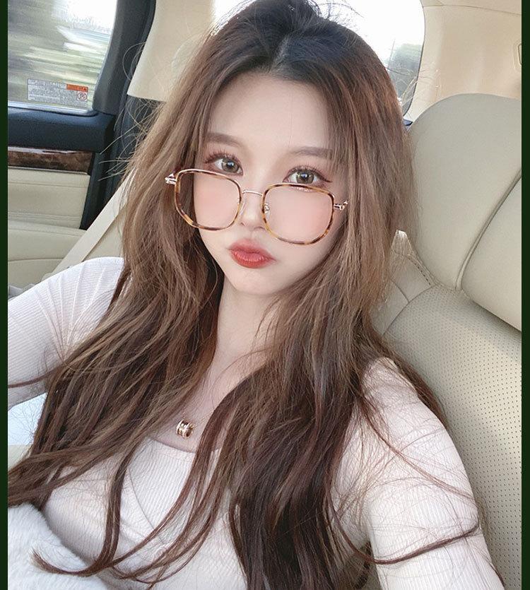 1PC Ultra-Light Blue Light Blocking Glasses – Trendy Minimalist Eyewear for Screen Use, Anti Eye Strain Computer Glasses for Work, Gaming, Study, Daily Wear, Comfortable All-Day Use