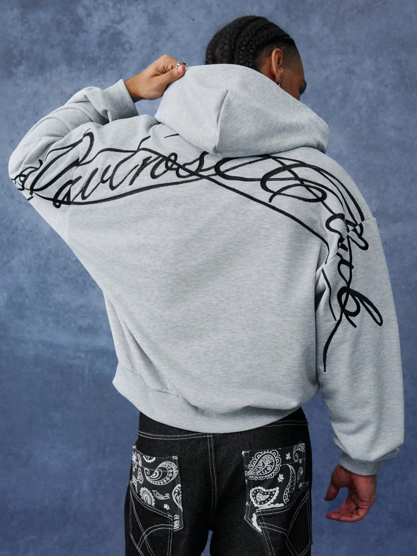 Men Heather Grey Oversized Pullover Casual Streetwear Hoodie Large Wrap-Around Cursive Script Back & Sleeve Graphic Drop Shoulder Boxy Streetwear Hooded Top, Lightweight Slight Stretch Loose Fit Hoodie for Urban Hip Hop Skate Daily Street Outfits
