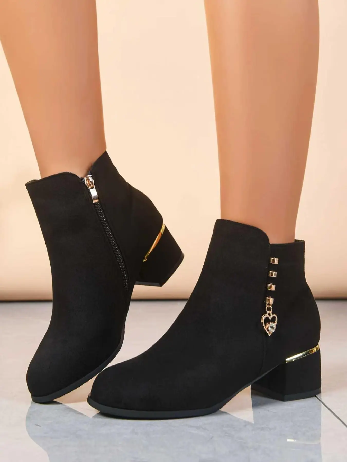 Elegant Women’s Short Ankle Boots with Side Zipper, Suede Material, Low to Mid Chunky Heel for Fall and Winter, Above the Ankle Boots