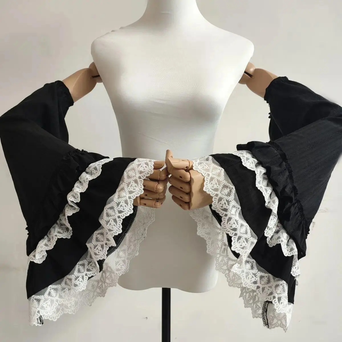New Lolita universal ruffle flared sleeve white black Lace  long gloves cosplay accessoires