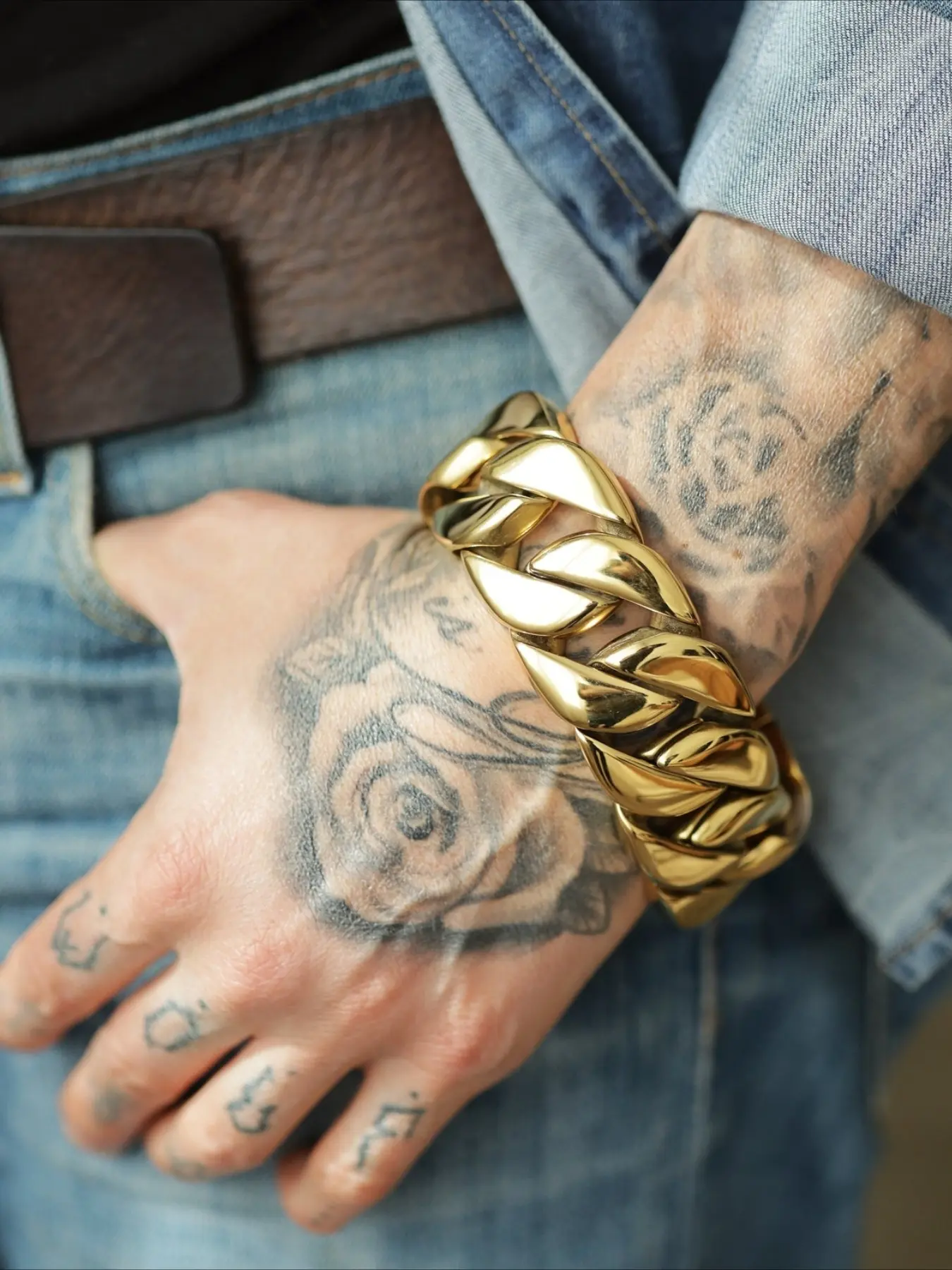 32Mm thick Cuban chain bracelet - monster 32mm chain, heavy-duty thick version design, classical glory hip-hop style, rap wear sharp tools, exquisite gift box packaging, Halloween Thanksgiving gifts