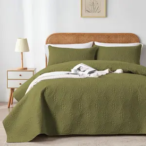 King/Cal King Set Olive Green, Microfiber Lightweight Bedspreads, Ultrasonic Embossed Coverlet, Thin Bedding Set for All Season, Soft Breathable Bed Cover(1, 2 Pillow Shams)