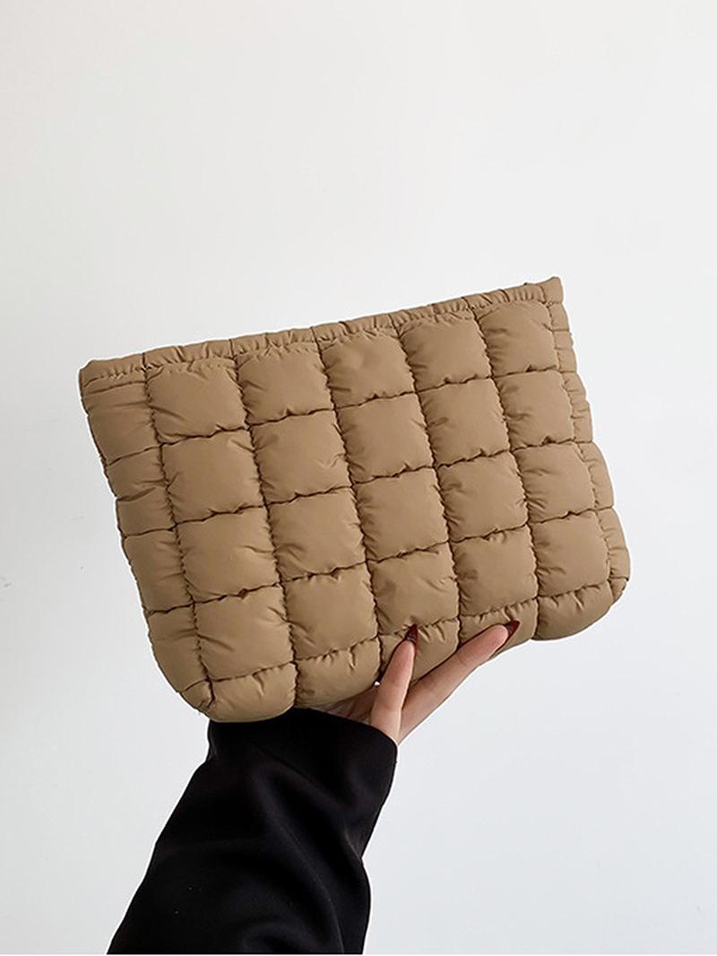 Solid color quilted design clutch bag, large capacity zipper travel storage bag, women's portable travel storage bag, back to school season, suitable for daily commuting and travel, school portable bag, Quilted Purse