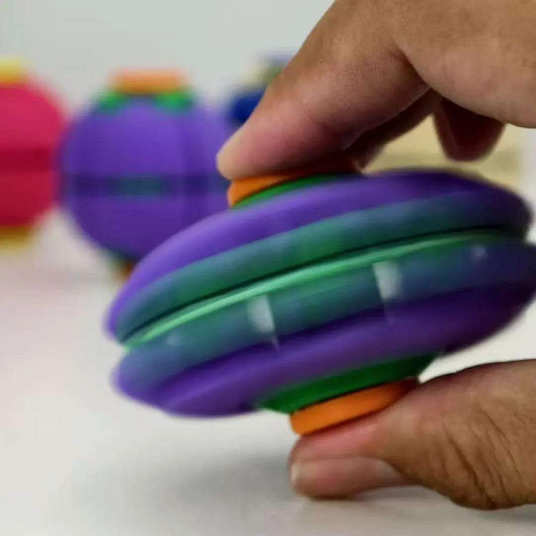 3D Press And Rotate Decompression Ball Reduces Pressure, 3D Decompression Fingertip Gear Ball Toy, Multi-Color Vortex Stereoscopic Press And Rotate Decompression Toy, Stress Relief Balls
