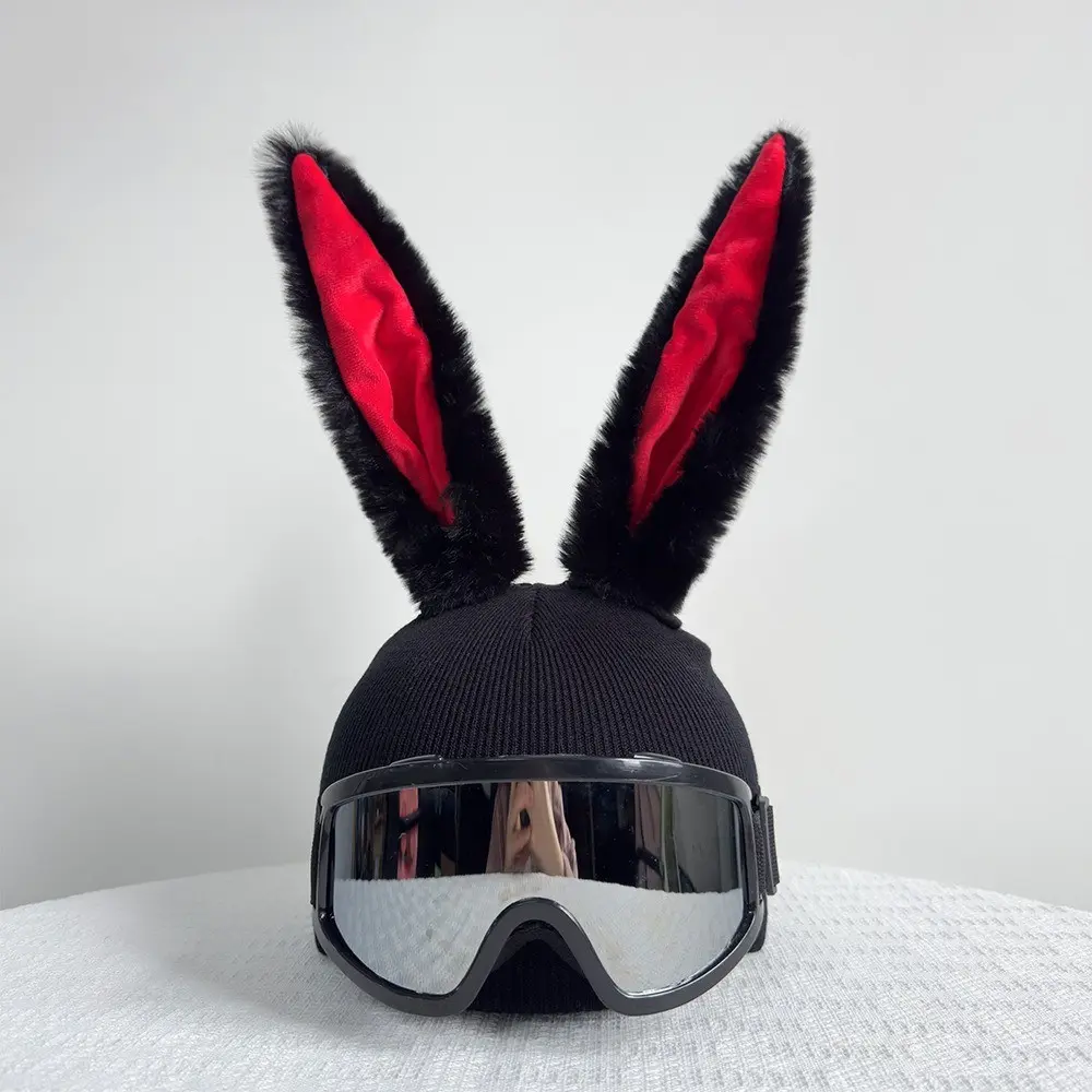 Detachable Plush Bunny Ears Helmet Cover, Cute Animal Ears Ski Helmet Set, Outdoor Sports Paragliding Helmet Accessory, Fun and Stylish Design