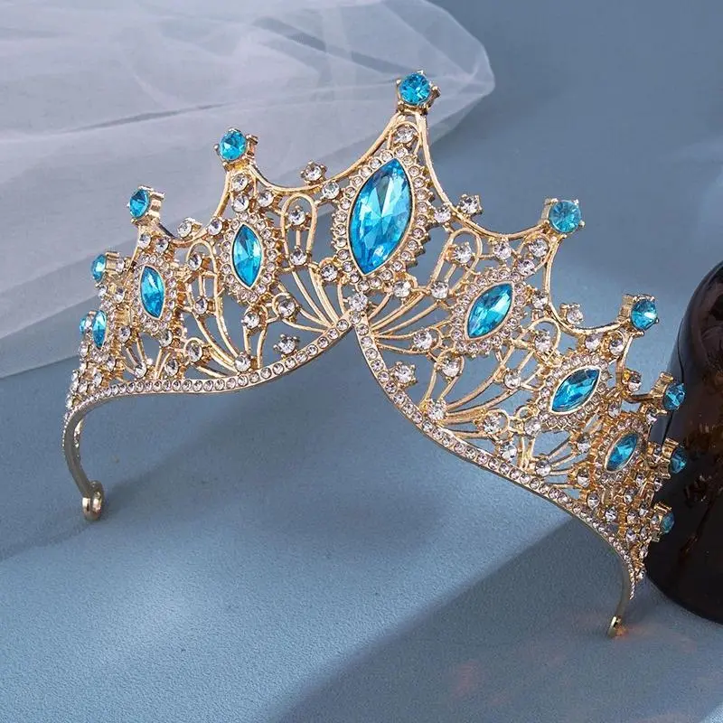 Baroque Crystal Crown for Women, Glamorous Romantic Alloy Headpiece for Brides, Princess Aesthetic Wedding Party Accessory, Female, Other, Decorative Silver Crowns & Tiaras, Luxury, Embellishments Crowns & Tiaras