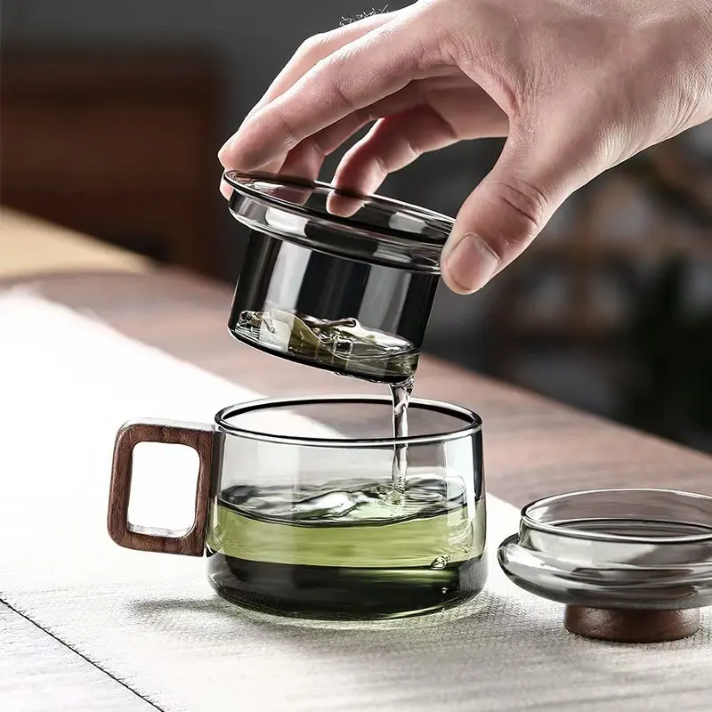 Thickened Smoke Gray Borosilicate Glass Tea Mug with Walnut Wood Handle, Drinkware, Tea Water Separation Cup with Airtight Lid & Glass Infuser, Heat Resistant Anti-scald Dishwasher Safe, Perfect for Home Office Desk Loose Leaf Tea Brewing Daily Use