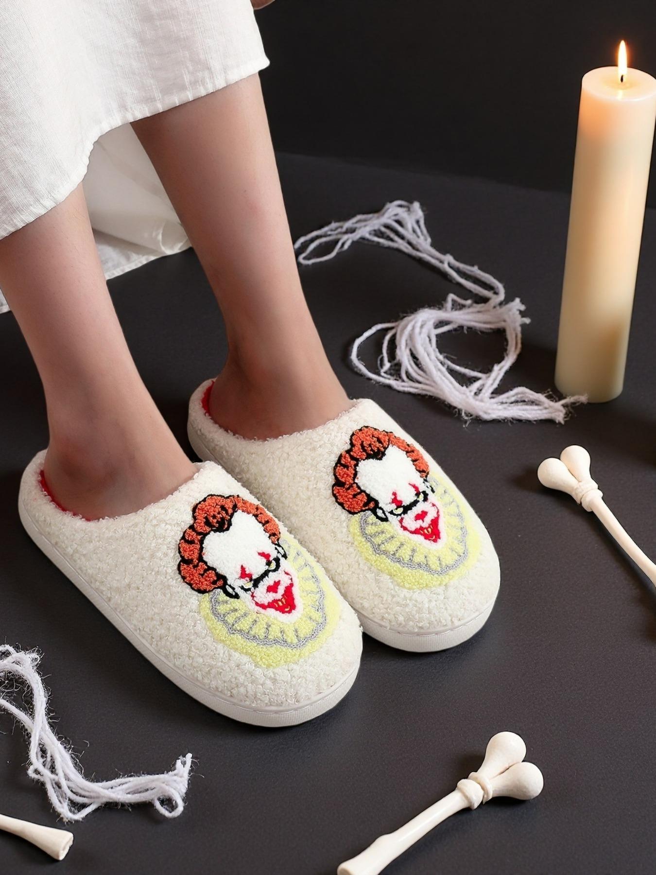 Plush Slippers with Scary Clown Embroidery, Home Slippers, Soft Comfortable Indoor Shoes for Men and Women, Perfect for Fall Halloween Gift, Footwear