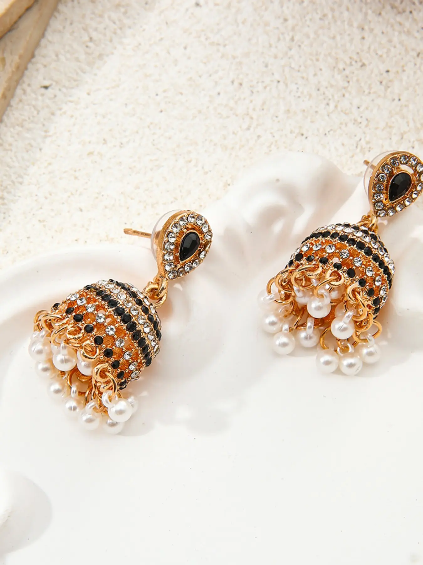 Bohemian Ethnic Style Earrings, Elegant Long Drop Earrings with Gemstones and Pearls, Vintage Courtly Jhumka Ear Jewelry