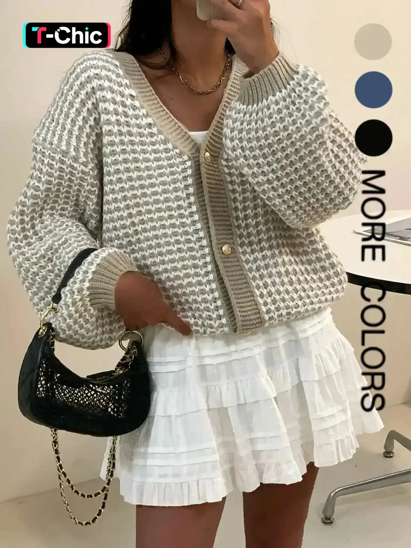 Women's V-Neck Long-Sleeve Sweater Cardigan, Thick Knit Loose-Fit Colorblock Design, Casual Fashion Knitwear Outerwear for Fall and Winter
