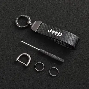 Carbon Fiber Texture Metal Keychain, Creative Key Accessory for Men and Women, High-Quality Lanyard for Jeep Grand Cherokee, Renegade, Wrangler