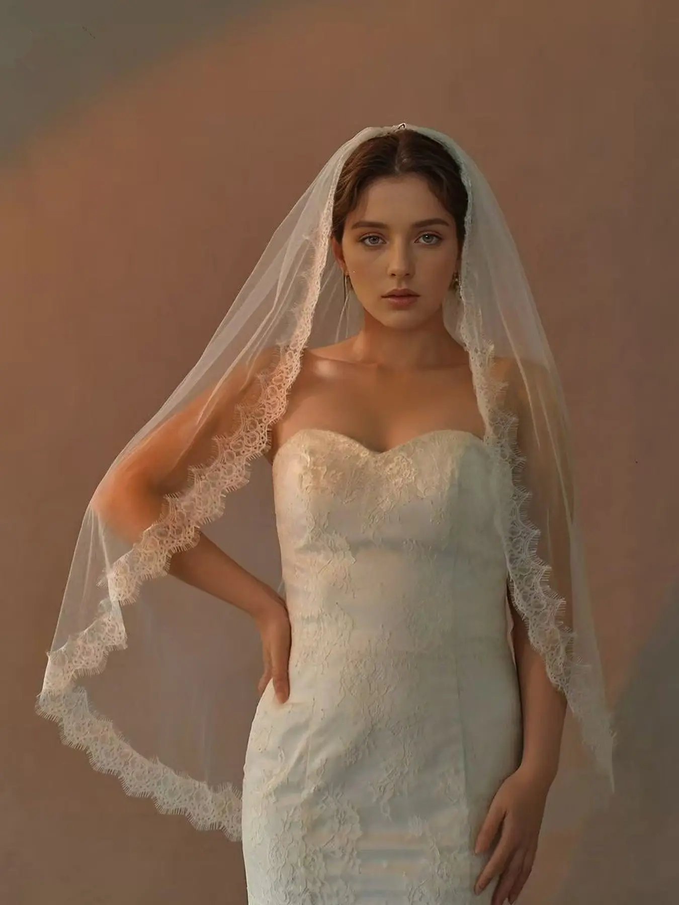 Elegant Scalloped Eyelash Lace Edge Sheer Tulle Wedding Veil, Multi Size 100/200/300cm, Cathedral Length Bridal Headpiece, Comb Attached, Wedding Veils for Brides