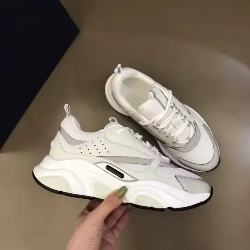 Breathable Mesh Chunky Walking Sneakers for Men Women Casual Lightweight Non Slip Fashion Dad Shoes Daily Streetwear Sport Footwear