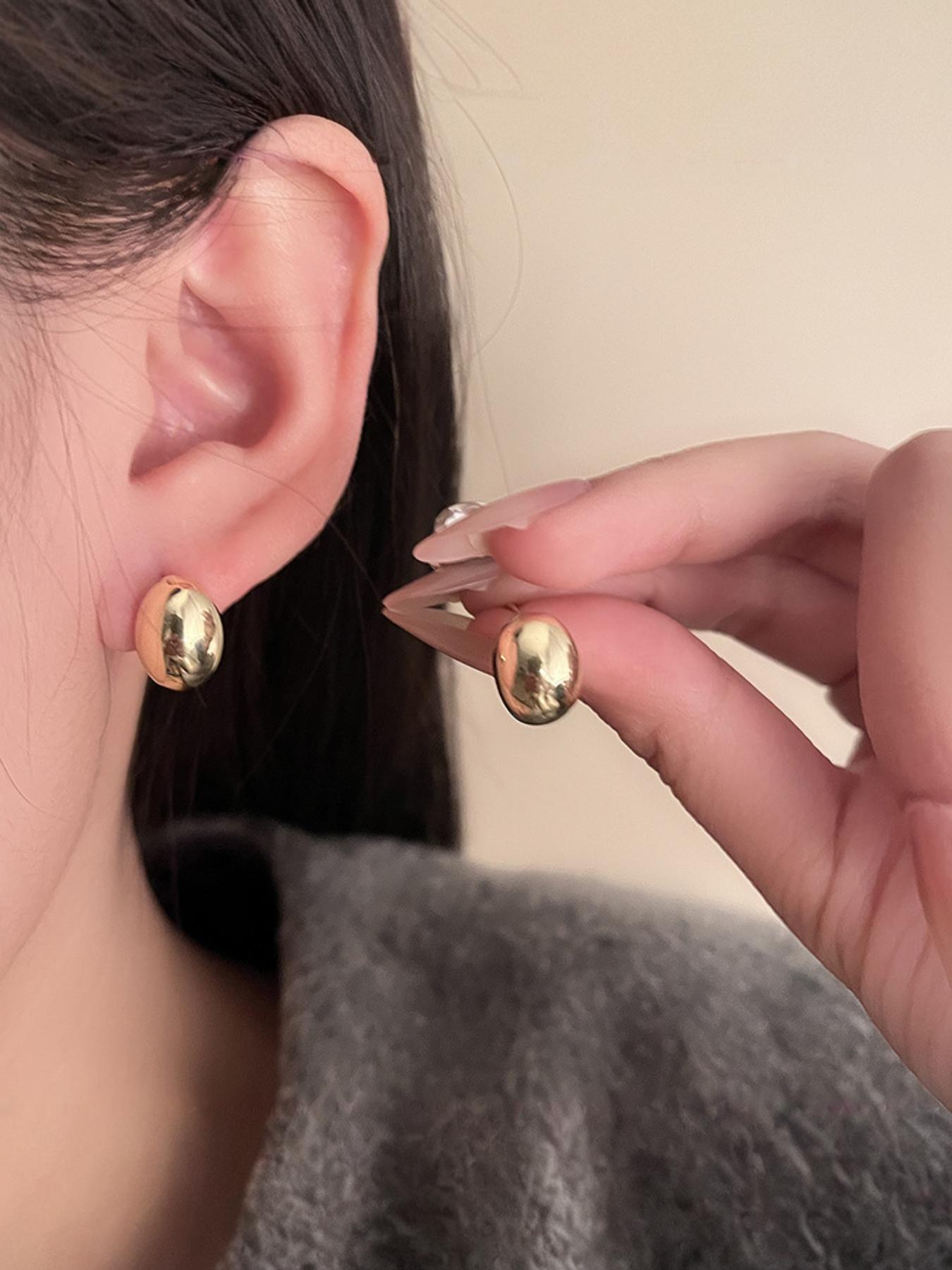 Golden/silver Color Stud Earrings, Fashionable Simple Casual Design, Metal Material, All Seasons Wear, Choking Hazard Warning