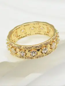 1-piece, 14K gold-plated vintage palace-style full-drill nugget ring, Fashion ring, unisex, main stone round cubic zirconia with pave-set micro-drills and relief band, suitable for banquets, wedding dinners, Valentine's Day gifts