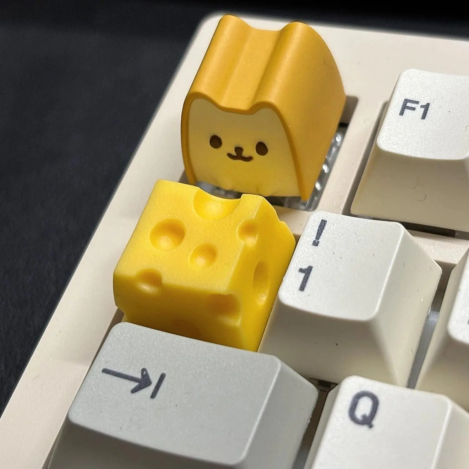 Lobo Original Bread Dog Cute Kawaii Resin Replacement Keycap, Single ESC Keycap for Mechanical Keyboards, OEM Fit R4 Model PC Gaming Keyboard Accessory, Replacement Keycaps