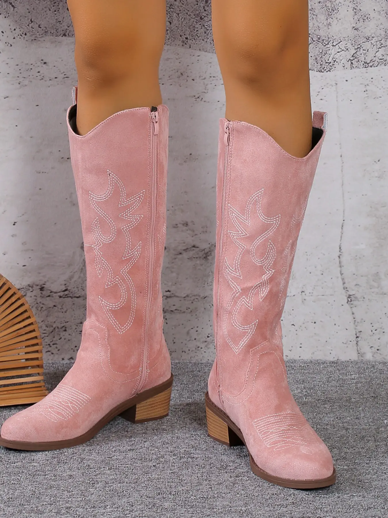 American Vintage Multi-Color Western Cowboy Boots, Fashion Four-Season Embroidered V-Neck Thick Sole, Anti-Slip High Ankle Zipper Long Boots