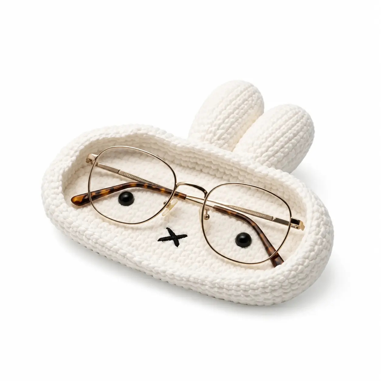 Handcrafted Crochet Animal Glasses Holder – Adorable Bunny, Bear & Lamb Design for Sunglasses or Eyeglasses, Compact Portable Organizer with Soft Lined Interior, Ideal Nightstand Accessory or Thoughtful Graduation Gift for Her