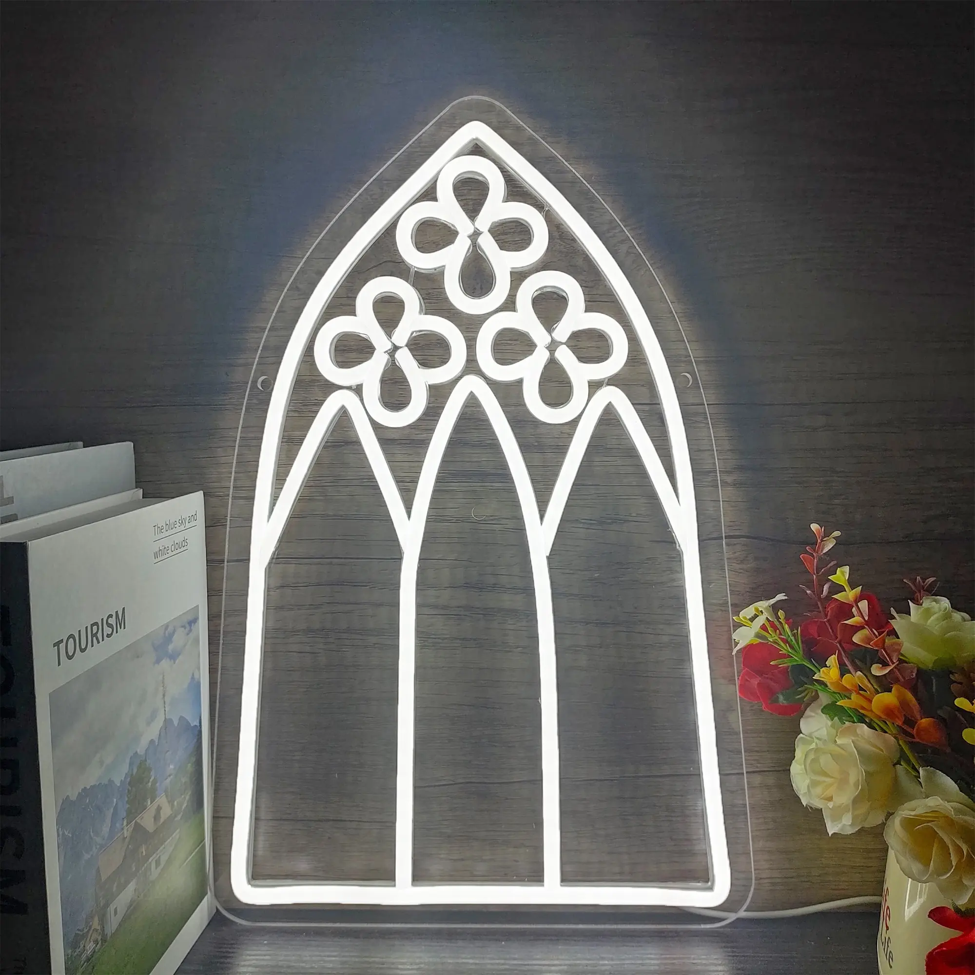 Cathedral Arch Window Neon Sign, Gothic LED Neon Signs Wall Sign, Dimmable Gothic Cathedral Style Sign, USB Powered For Bedroom Wedding Church Christmas Party Gift(16.2 * 10.6in)