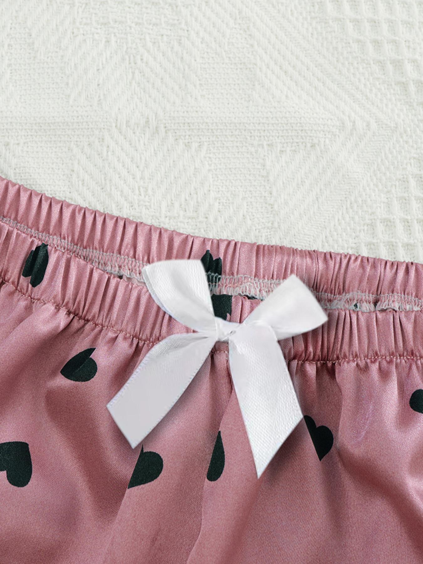 Women's Heart Print Contrast Binding Lapel Shirt & Elastic Waist Shorts Pyjama Set, Casual Comfy Short Sleeve Pocket Button Up Top & Shorts Pj Set, Ladies Soft Satin Sleepwear for All Seasons