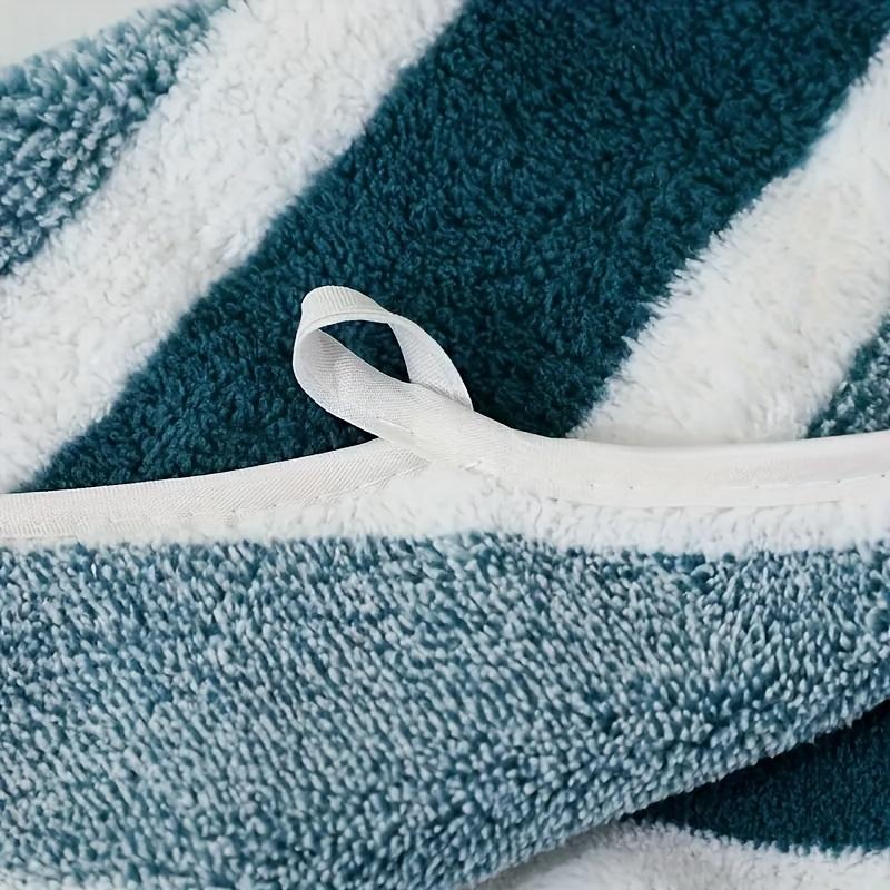 8-piece wide and narrow striped towel set, including 2 hand towels, 2 bath towels, and 4 face towels. This towel set is perfect for outdoor activities, camping, hiking, business use, as well as for spas, foot baths, saunas, and hotels