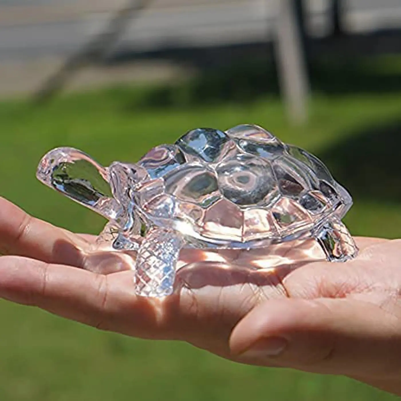 Crystal-Clear Turtle Figurine, Elegant Decor for Desks and Shelves, Symbol of Longevity and Good Fortune, Perfect Gift for Friends and Family