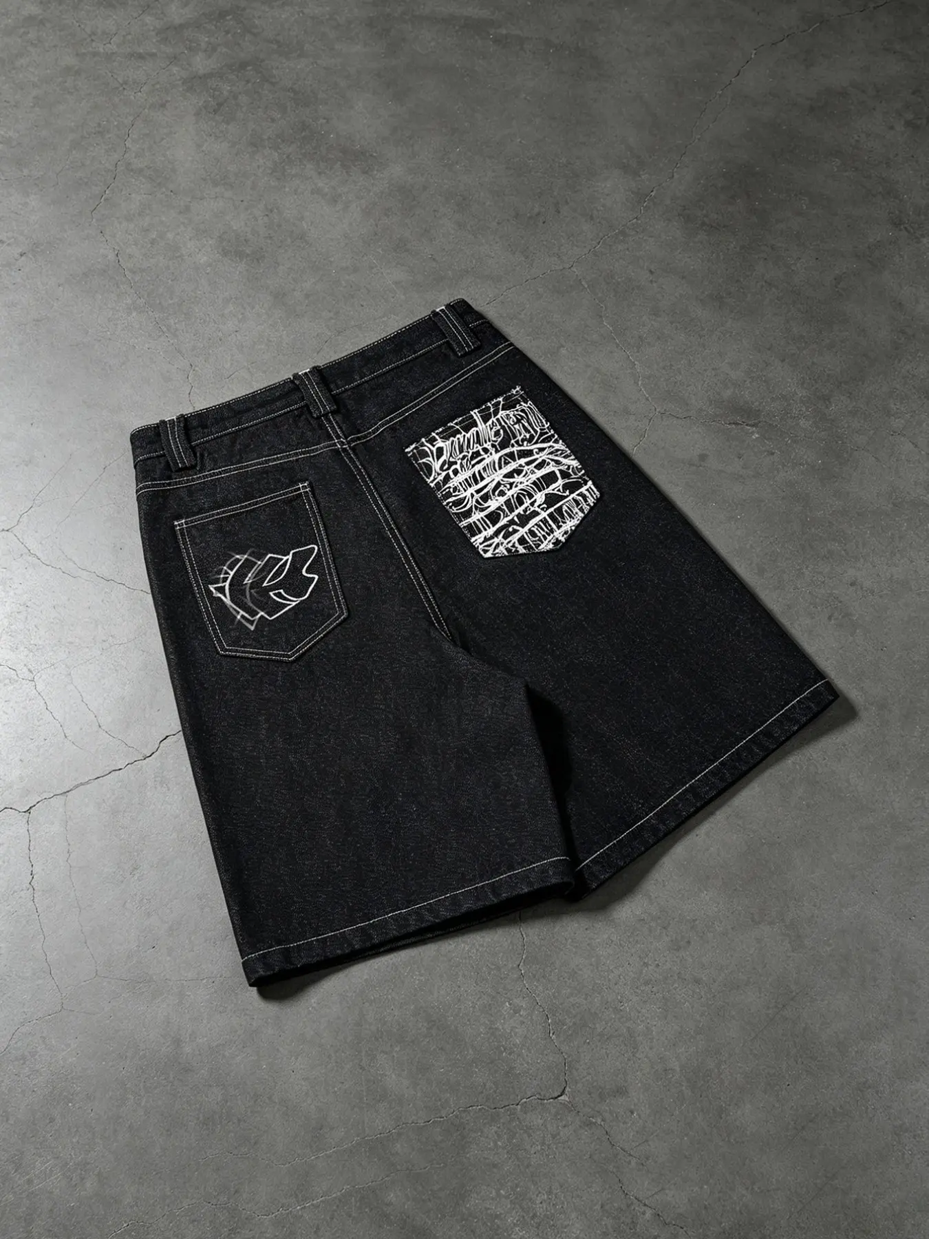 Trendy Street Style Graffiti Embroidered Jeans, Loose-Fit Straight Leg Six-Quarter Everyday Denim Shorts, Washed Denim Bottoms