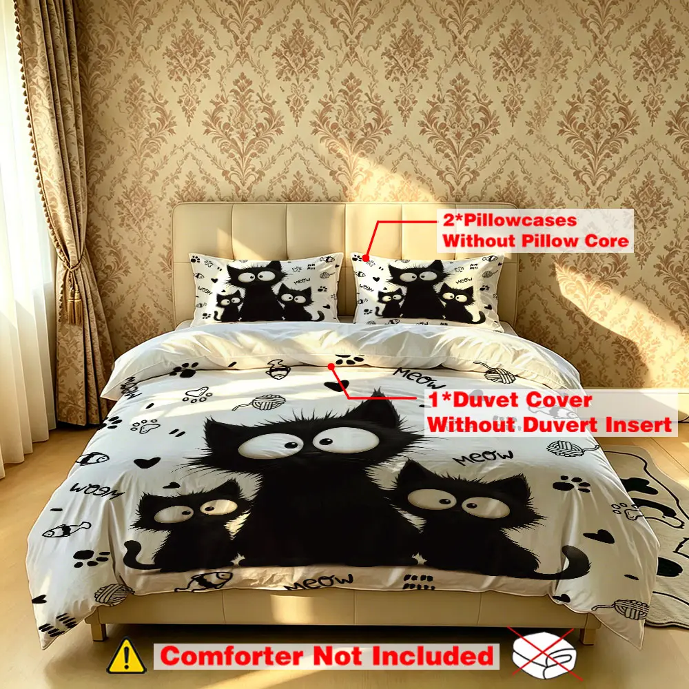 The 3-piece cute black cat family cartoon pattern bedding set includes one quilt and two pillowcases, without fillings. It's soft and comfortable, suitable for single beds and double beds, and ideal for bedrooms, dormitories, and hotels.